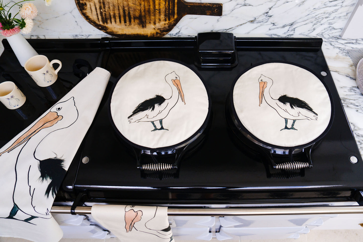 Pelican Aga / Chef circular pads black edging